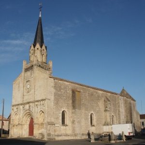 L'église Saint-Pierre de Maillé (Vendée)
